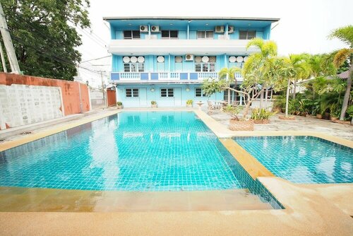 OYO 1004 Naklua Mansion, Reservar Hotel Naklua Beach Pattaya North