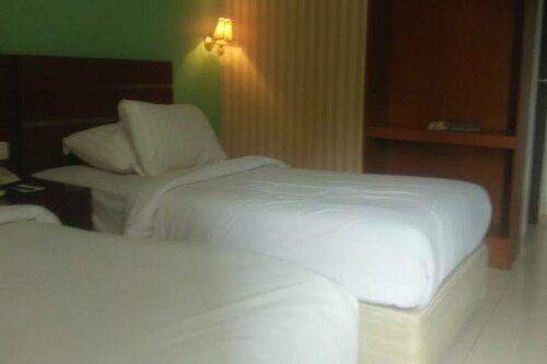 Azza Hotel Palembang, Забронировать Отель Палембанг Суматра