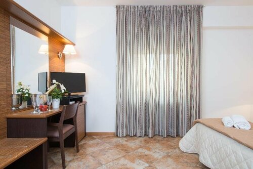 Royal Hotel, Забронировать Отель Козенца Национальный парк Сила