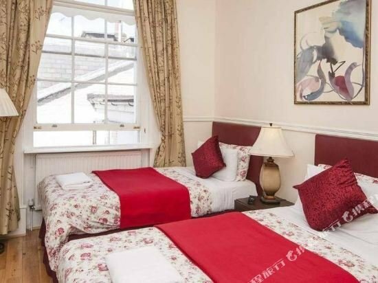 Classic Hyde Park Hotel