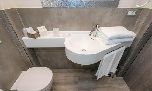 Hotel Giulietta Romeo, Забронировать Отель Лацизе Garda Veneto