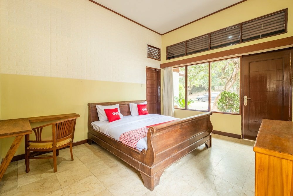 OYO 951 Cempaka Ratu Beach Resort