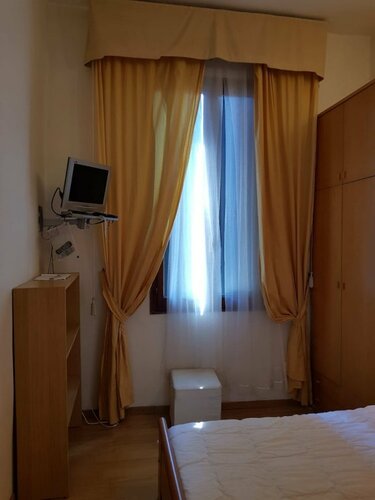 Ca di Rose B&B, Забронировать Отель Дорсодуро Венеция, рядом с Constitution Bridge