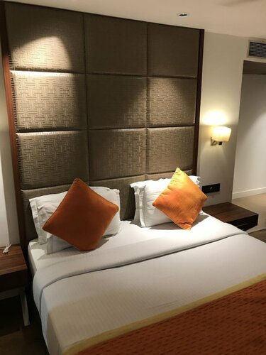 Hotel Southern, Забронировать Отель Карол-Бах 