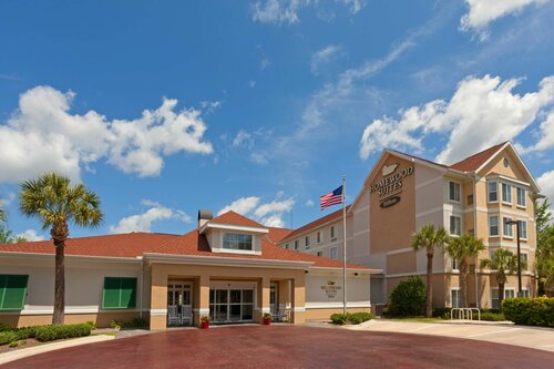 Homewood Suites by Hilton Gainesville, Забронировать Отель Отели Гейнсвилл с парковкой, рядом с Dogwood Park, Парковка