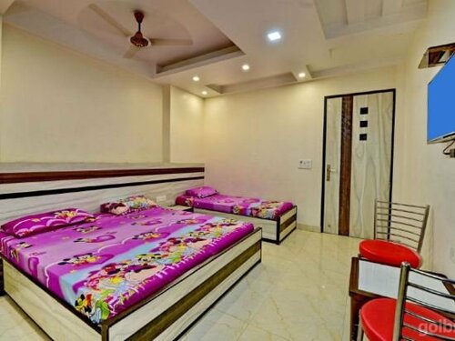 Goel Residency, Забронировать Отель Рохини 
