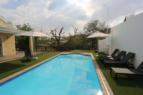 Villa Moringa Guesthouse, Book Villa 4-stjernede hoteller i Windhoek, 4*