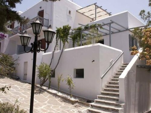 Hotel Manto, 予約 ホテル Parosのプール付きホテル, プール