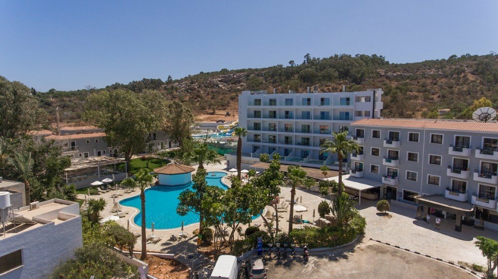 Narcissos Waterpark Resort Hotel