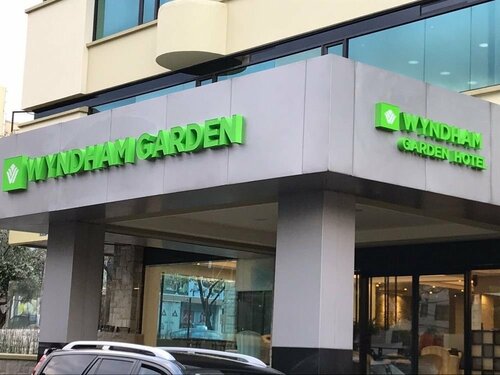 Wyndham Garden Quito, Забронировать Отель Кито Сьерра
