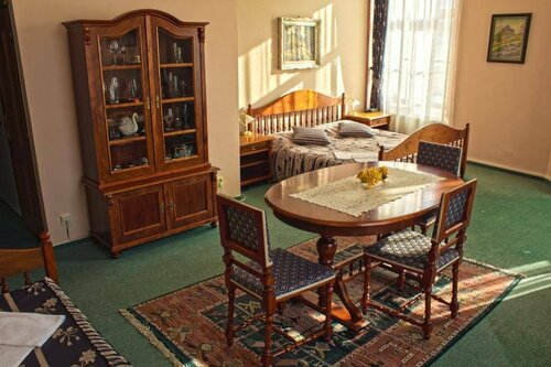 Hotel Zlatá Stoupa, Забронировать Отель Кутна-Гора Центральной Богемии