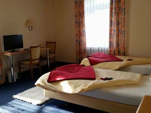 Hotel Klinger, Забронировать Отель Отели Плеттенберг 3 звезды, 3*
