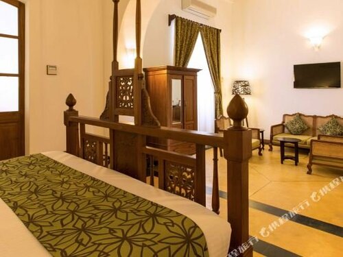 Palais De Mahe - A CGH Earth Experience, Забронировать Отель Бизнес-отели Пондичерри, 4* 5*