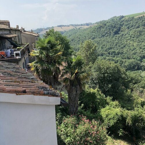 B&B Dimora Paolina, Book Bed and Breakfast Hoteller i Baschi med parkering, Parkering