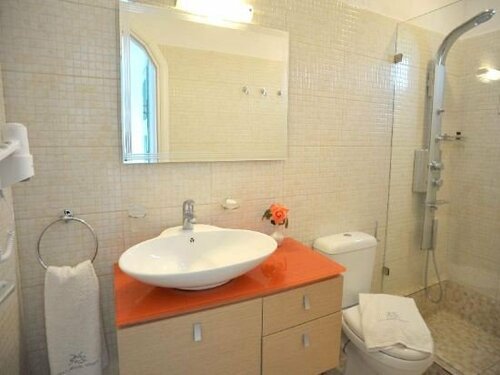 Medusa Beach Resort and Suites
