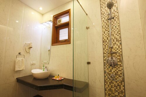 FabHotel GRD DLF Square, Varaa Hotelli Gurgaon 