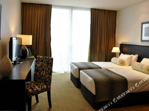 Grand Papua Hotel, Забронировать Отель Порт-Морсби Papua Region