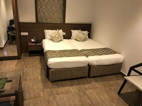 Hotel Swagath, Забронировать Отель Баллигандж Калькутта