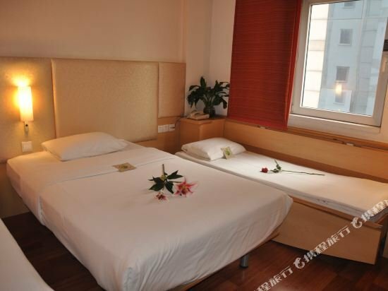 Bisi Hotel