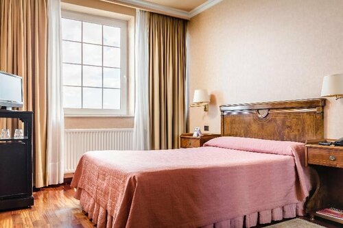 Hotel Alcomar, Забронировать Отель Хихон Косте-Верде, рядом с Музей Хуана Бархолы