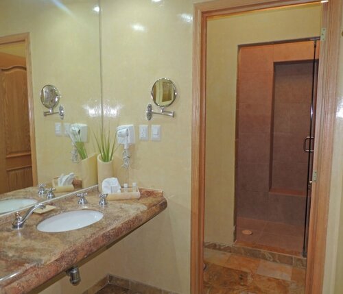 Gran Hotel de Querétaro, Rezervați Hotel Hoteluri în El Bajio cu parcare, Parcare
