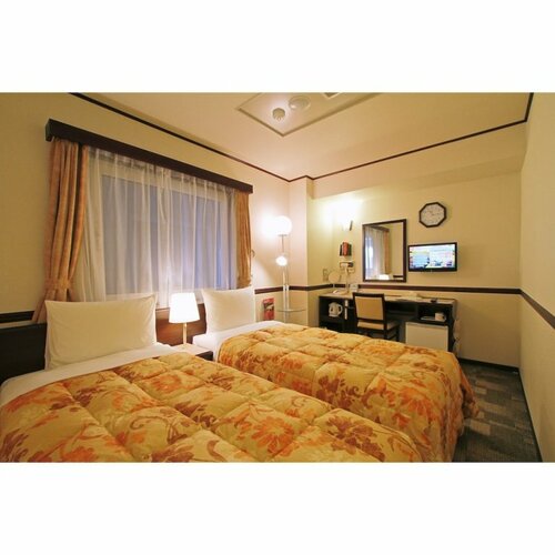 Toyoko Inn Tsushima Izuhara, Забронировать Отель Отели в центре Цусима, в центре