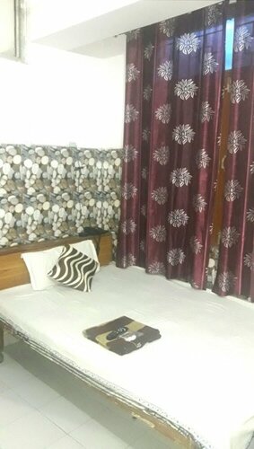 Rajdhani guest house, Varaa Matkakoti Faridabad Haryana