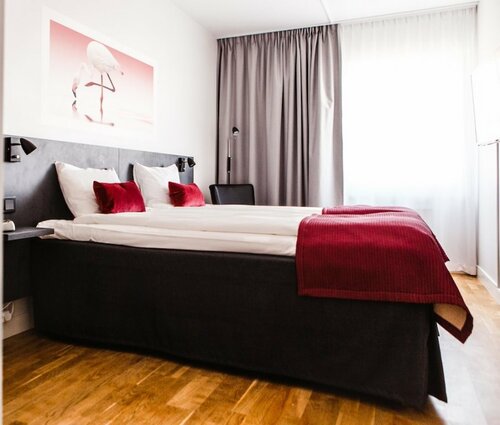 Best Western Plaza Hotel, Забронировать Отель Отели Mälaren с бассейном, Бассейн