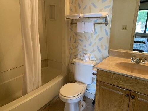 MacThrift Motor Inn, Prenota Locanda Virginia Beach Virginia