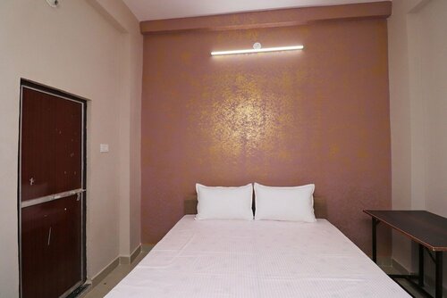 SPOT ON 37467 Shivram Hotel, Забронировать Отель Отели штата Махараштры 3 звезды, 3*