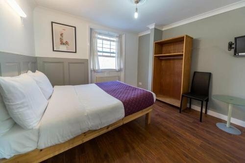 OYO 117 Kings Hotel
