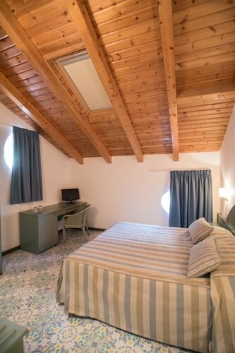 Hotel Villa Maria, Забронировать Отель Отели Побережья Сорренто 3 звезды, 3*