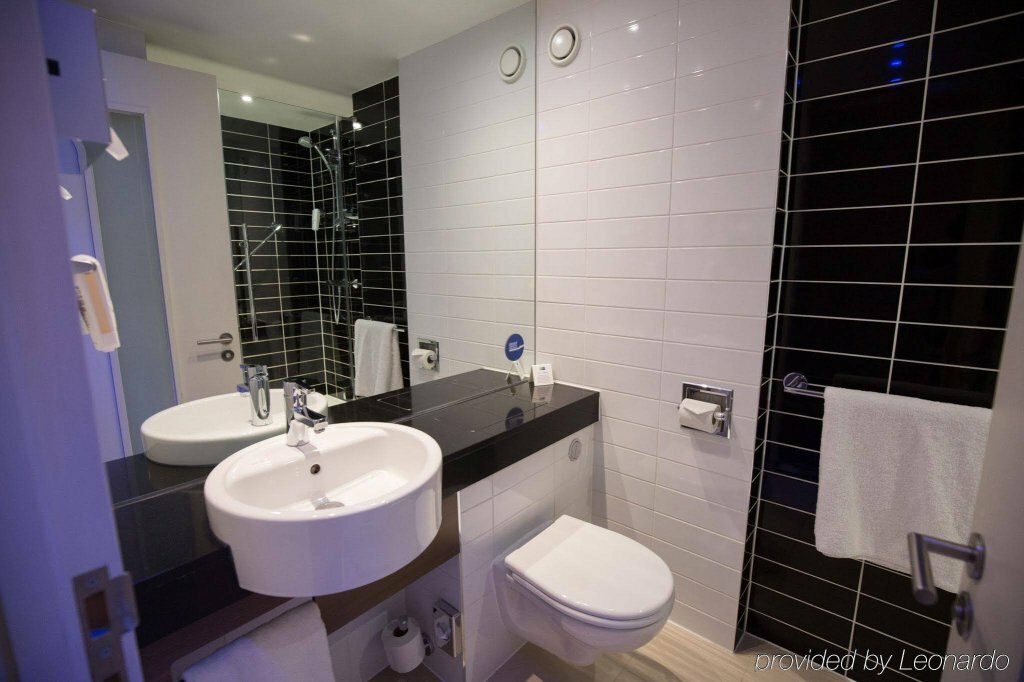 Holiday Inn Express