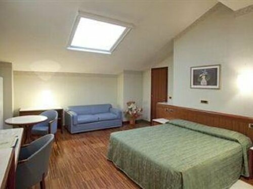 Palace Hotel, Rezerwuj Hotel Hotele w Romagna z parkingiem, Parking