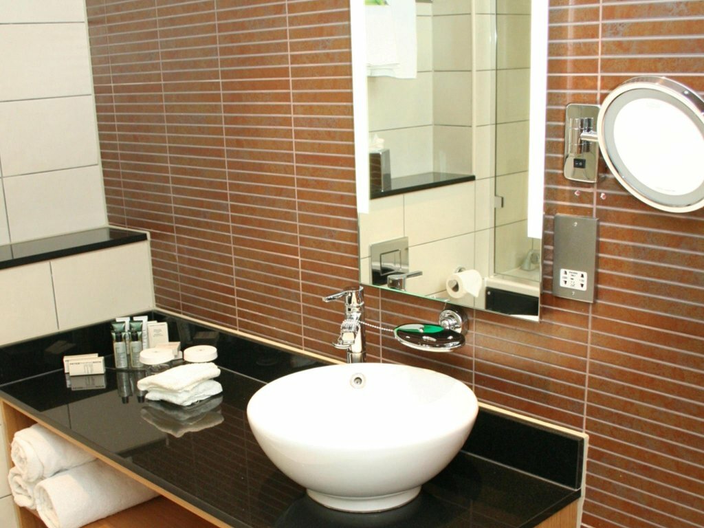 Hilton Bath City