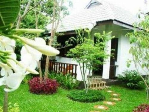 The Royal Shilton Resort, Забронировать Курортный отель Курортные отели Чиангмай, рядом с Храм Ват Джед Йот, Курортный отель