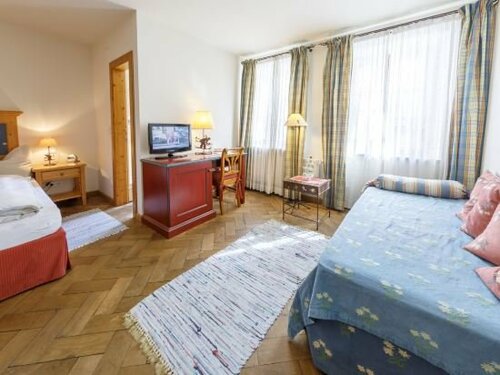 Hotel & Gasthof Fraundorfer, Reserva ahora Hotel Hoteles en Garmisch-Partenkirchen con aparcamiento, cerca de Eckbauerbahn, Aparcamiento
