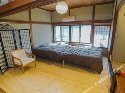 Koishiya Ryokan, Book Hotel Hoteller i Koshinetsu med parkering, Parkering