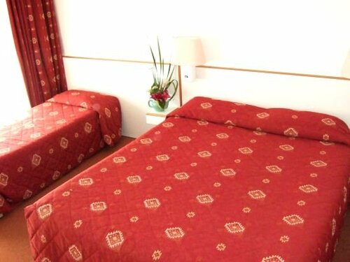 Hotel Le Carina, Book Hotel Hoteller i Rhône-Alps med parkering, Parkering