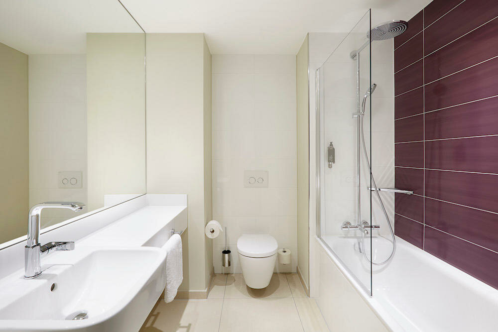 Premier Inn Frankfurt Westend Hotel
