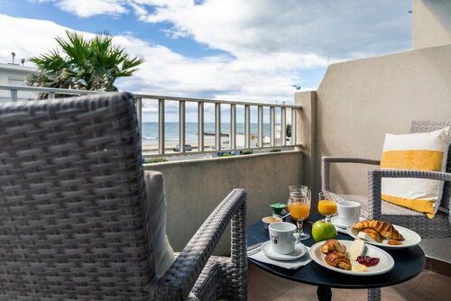 Logis Hôtel du Midi, Prenota Hotel La Chaussee-sur-Marne 