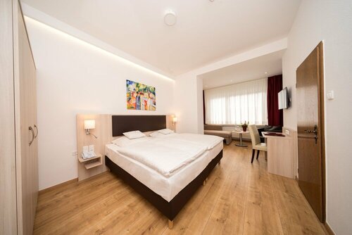 Parkhotel Pyrmont, Réserver Hôtel Hôtels à Forêt de Teutberg avec parking, Parking