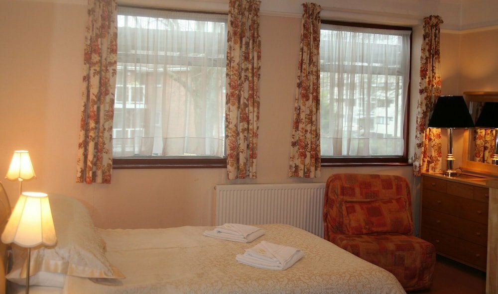 Liston Hotel