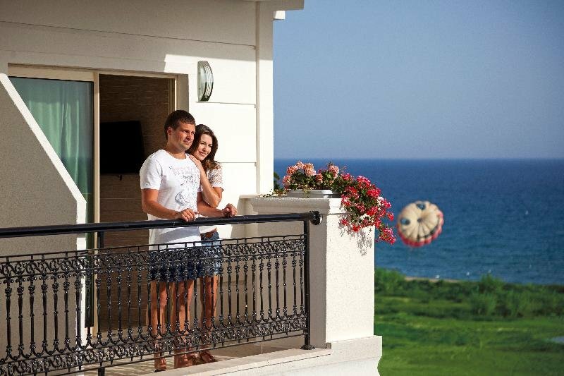 Heaven Beach Resort & SPA