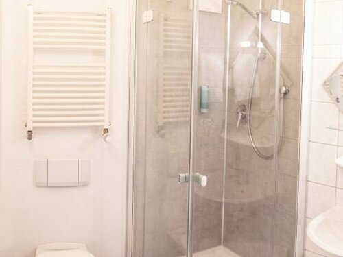 Parkhotel Neubrandenburg, Забронировать Отель Нойбранденбург 