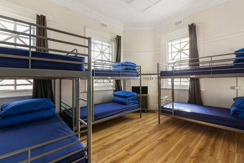 Newtown Backpackers, Забронировать Хостел Ньютаун Сидней, рядом с Театр Enmore