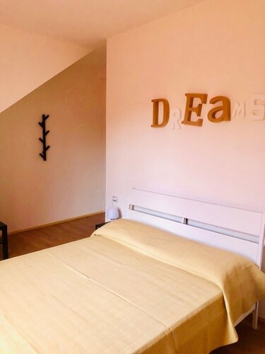 Maison44, Забронировать Отель «постель и завтрак» Карродано-Инферьоре Лигурия