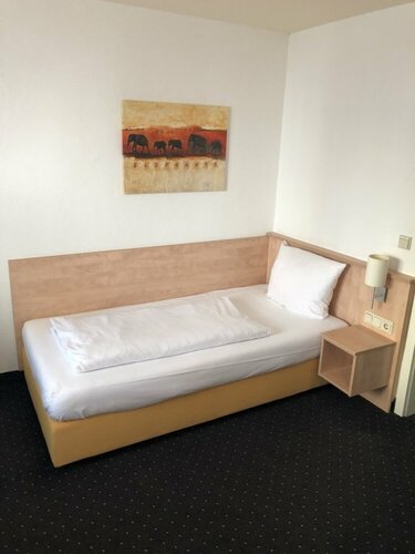 Hotel Barth, Забронировать Отель Кайзерслаутерн Pfalz