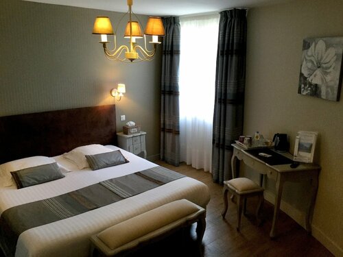 La Croix du Sud, Rezervovat Hotel Le Tour-du-Parc Bretaň