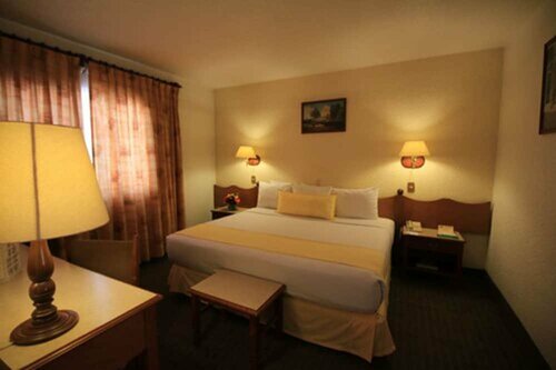 Hotel Maria Cristina, Book Hotel Hoteller i Mexico DF med parkering, Parkering